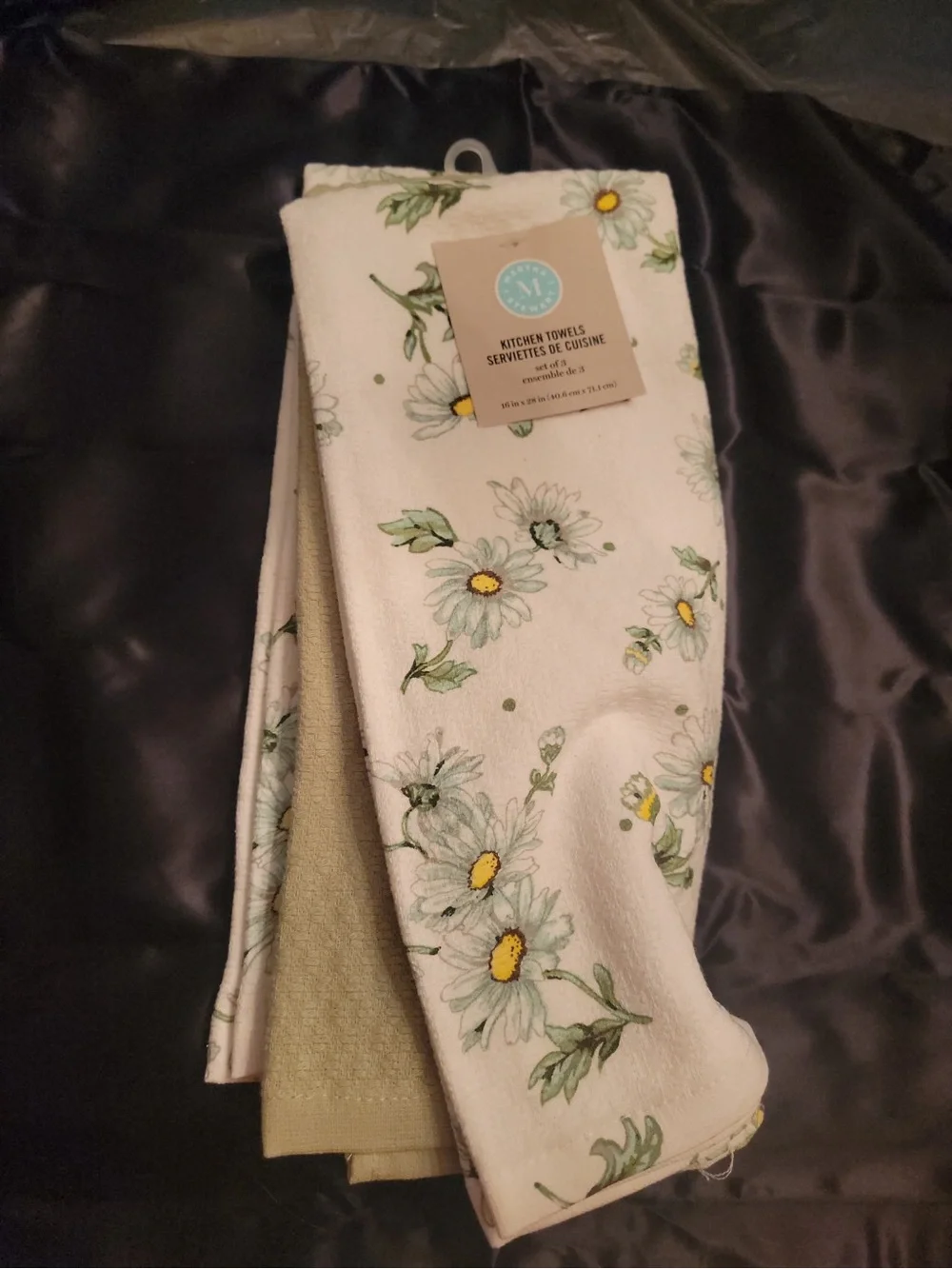Martha Stewart White and Sage Kitchen Towel Set w/ Yellow and Green Daisy Print